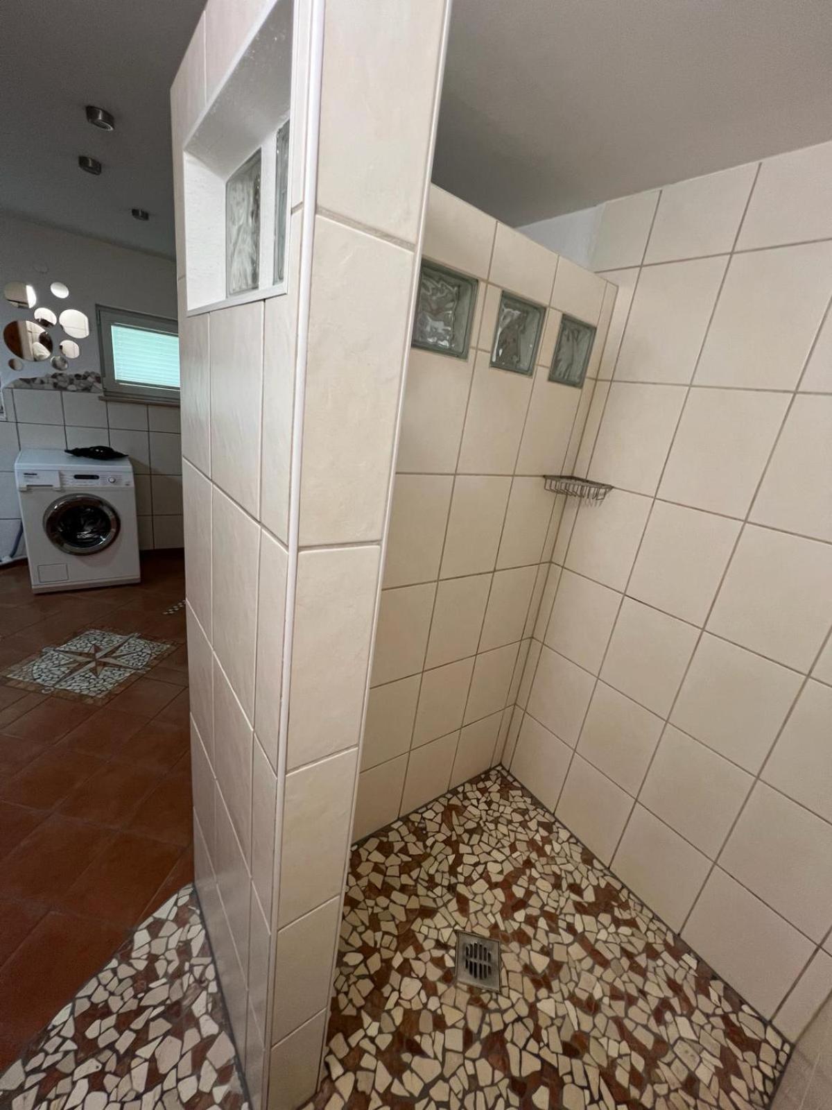 Haus Am Berzdorfer See - 3 Schlafzimmer - Ganzes Haus Zur Alleinnutzung - Terrasse - Hochwertige Ausstattung Görlitz Eksteriør billede